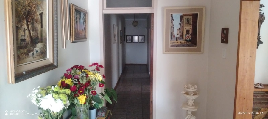 3 Bedroom Property for Sale in Kroonheuwel Free State